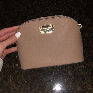 Authentic Michael Kors Jet Set Makeup Pouch
